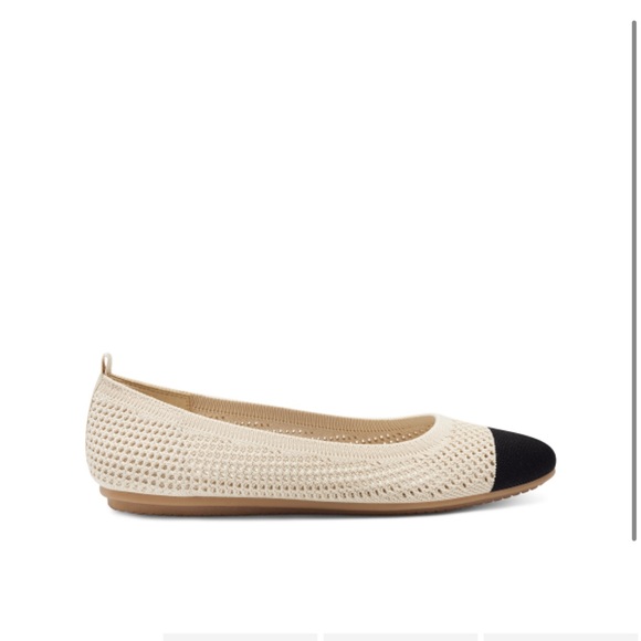 Vince Camuto Shoes - Vince Camuto Flats